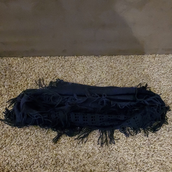 Infinity Scraf - Picture 2 of 2